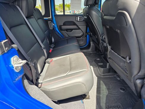 Used 2024 Jeep Wrangler Unlimited Rubicon image 13