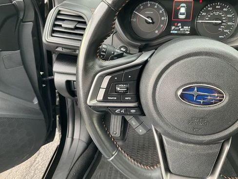 Used 2021 Subaru Crosstrek 2.0i Premium w/ Moonroof Package image 19