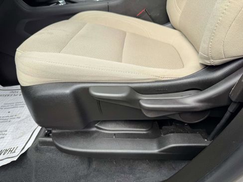 Certified 2023 Chevrolet Traverse LS FWD image 17