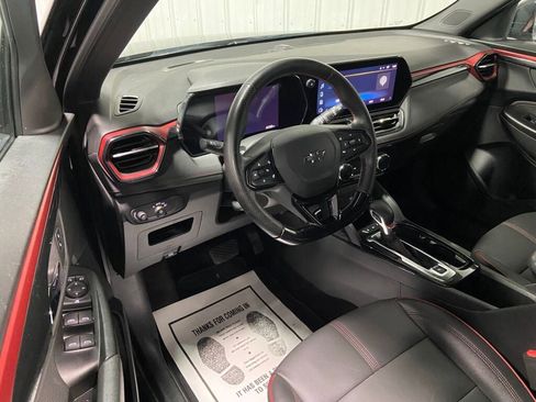 Used 2024 Chevrolet TrailBlazer RS image 6