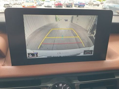 Used 2025 Lexus IS 350 F Sport RWD image 18