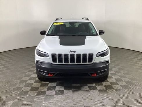 Used 2023 Jeep Cherokee Trailhawk image 2