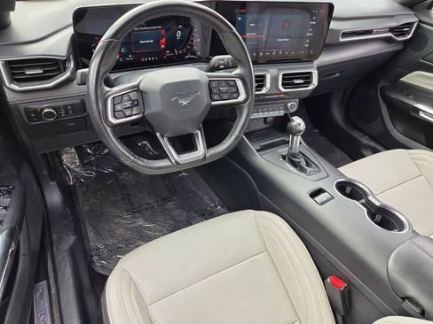 Used 2024 Ford Mustang Premium image 15