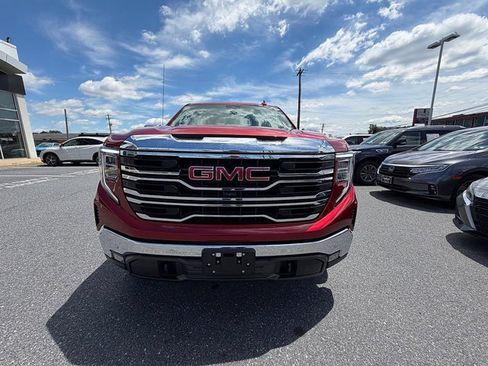 Used 2024 GMC Sierra 1500 SLT w/ SLT Premium Plus Package AWD/4WD image 9