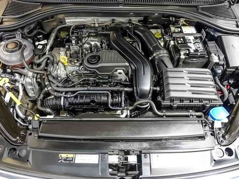 Used 2024 Volkswagen Jetta SE FWD image 31