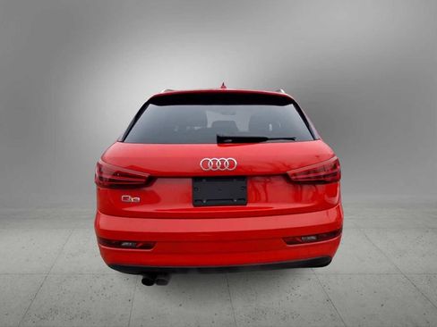 Used 2018 Audi Q3 2.0T Premium w/ Convenience Package image 7