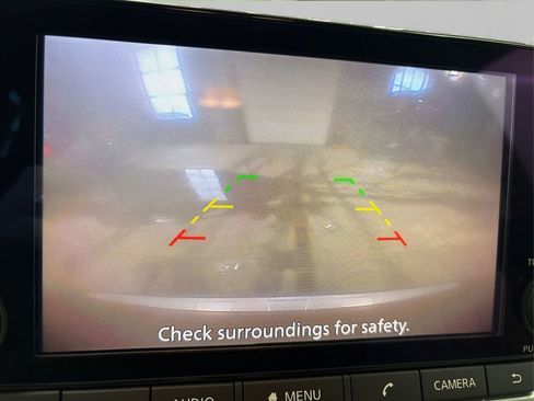 Used 2023 Nissan Rogue SV image 27