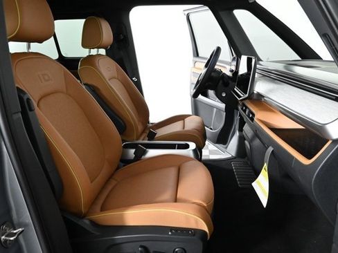 New 2025 Volkswagen ID. Buzz Pro S image 13
