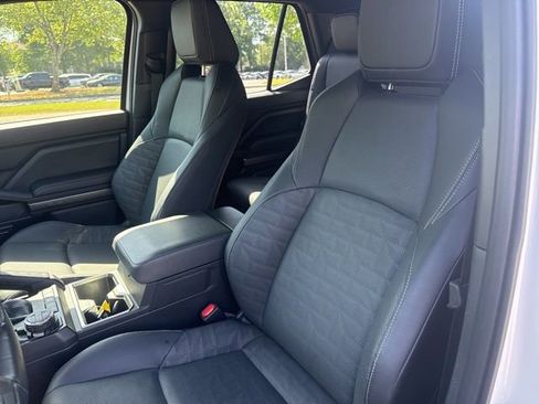 Used 2025 Toyota 4Runner TRD Off-Road Premium image 25