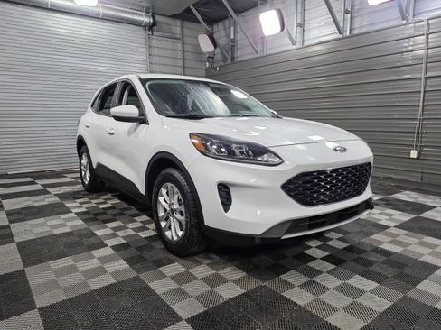 Used 2021 Ford Escape SE w/ Convenience Package image 4