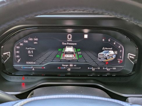 Used 2023 GMC Yukon Denali Ultimate AWD/4WD image 31