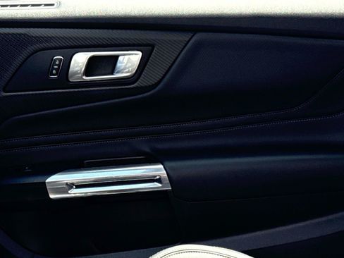 Used 2026 Ford Mustang Premium RWD image 17