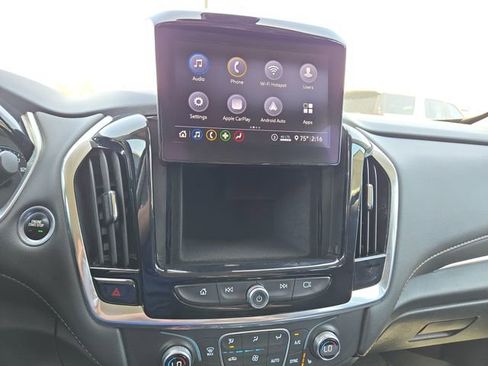 Used 2020 Chevrolet Traverse LT w/ Driver Confidence II Package AWD/4WD image 25