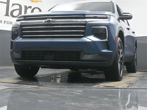 New 2026 Chevrolet Traverse LT w/ Sun and Wheel Package image 35