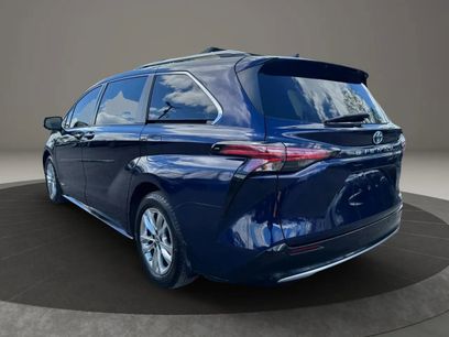 Used 2021 Toyota Sienna Limited