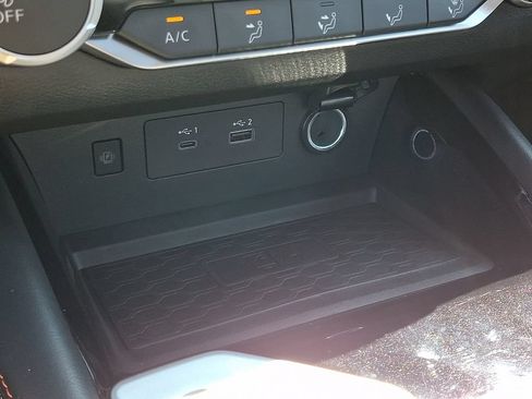 Certified 2023 Nissan Altima 2.5 SR w/ SR Premium Package FWD image 24