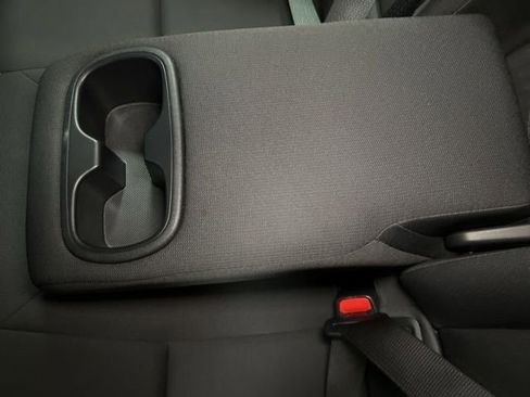 Used 2024 Toyota Corolla LE FWD image 43