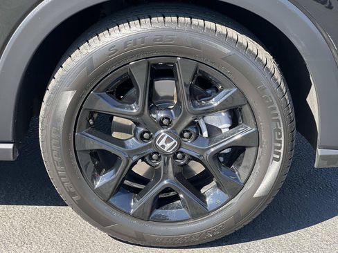 Certified 2025 Honda HR-V Sport image 26