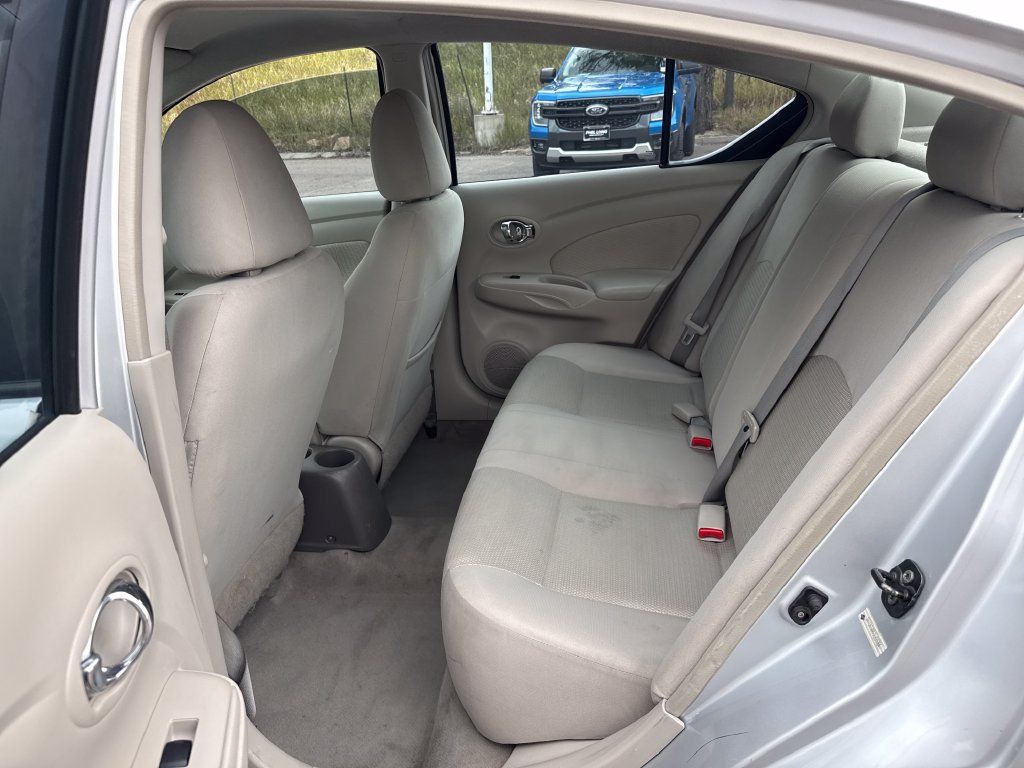 Used 2012 Nissan Versa FWD image 20