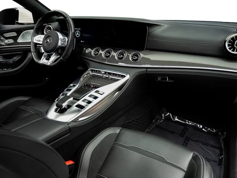 Used 2020 Mercedes-Benz AMG GT 63 image 2