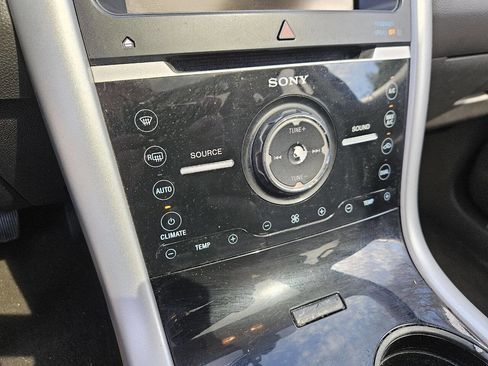 Used 2013 Ford Edge Limited image 20