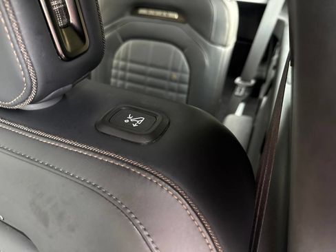 Used 2025 Rivian R1S Premium AWD/4WD image 45