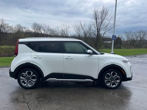 Certified 2022 Kia Soul X-Line FWD image 2