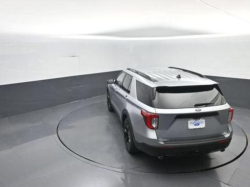 Certified 2023 Ford Explorer ST-Line w/ Class IV Trailer Tow Package RWD image 23