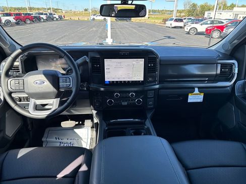 New 2026 Ford F350 Lariat w/ FX4 Off-Road Package image 12