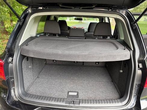 Used 2017 Volkswagen Tiguan S FWD image 13