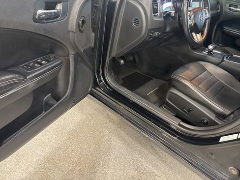 Used 2013 Dodge Charger SXT Plus image 14