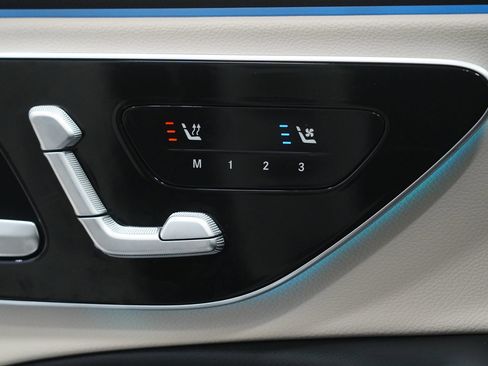 New 2026 Mercedes-Benz E 350 4MATIC Sedan image 30