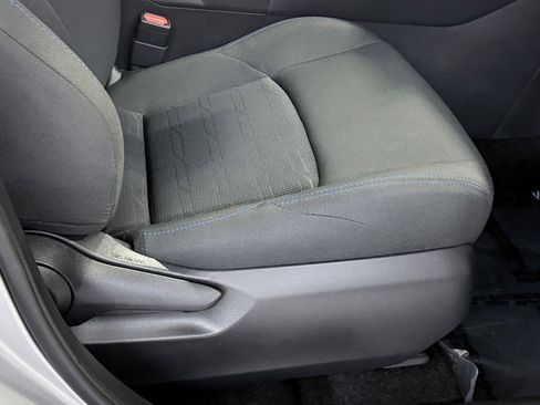 Used 2024 Toyota RAV4 SE image 12