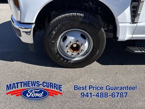 New 2026 Ford F350 XL w/ XL Chrome Package RWD image 16
