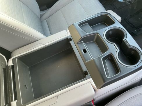 Used 2025 Chevrolet Silverado 1500 LT image 17