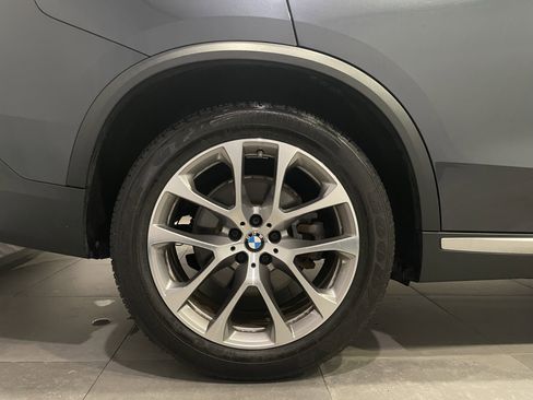 Used 2019 BMW X5 xDrive40i w/ Premium Package 2 image 9