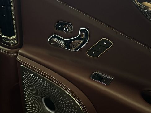 Used 2020 Bentley Flying Spur W12 image 64