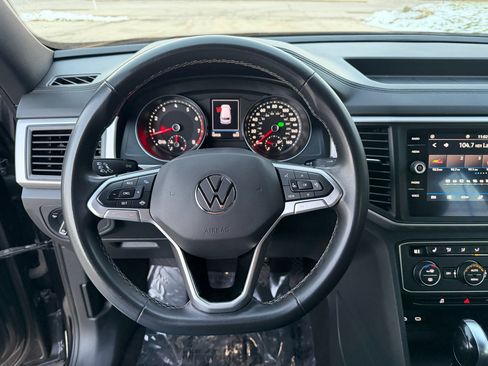 Used 2021 Volkswagen Atlas Cross Sport SE image 15