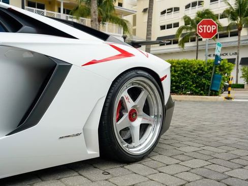 Used 2016 Lamborghini Aventador LP 750-4 Superveloce AWD/4WD image 44