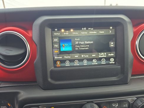 Used 2021 Jeep Gladiator Rubicon w/ Safety Group image 29