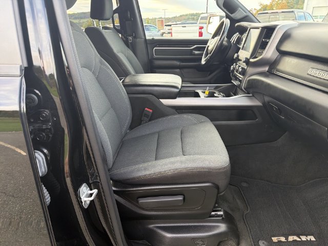 Used 2023 RAM 1500 Big Horn AWD/4WD image 29