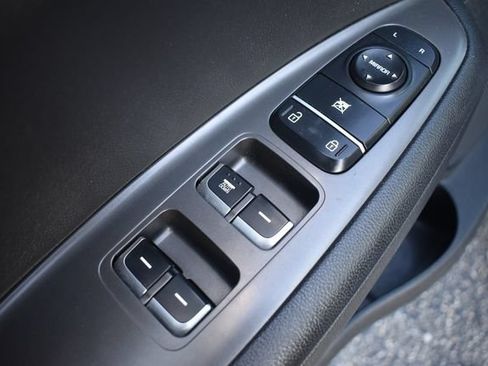 Used 2020 Kia Optima LX FWD image 17