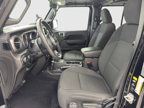Used 2023 Jeep Wrangler Unlimited Sport AWD/4WD image 17