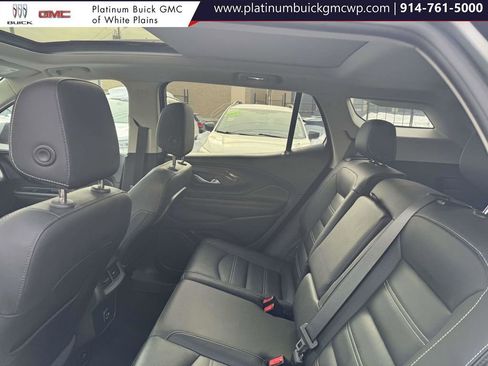 Used 2023 GMC Terrain Denali image 12
