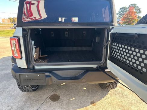 Used 2021 Ford Bronco Wildtrak image 27