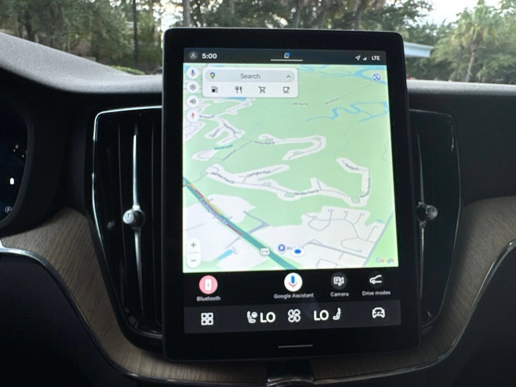 Certified 2026 Volvo XC60 B5 Plus AWD/4WD image 20