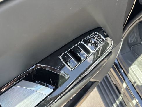 Used 2026 Cadillac Escalade Platinum Sport AWD/4WD image 26