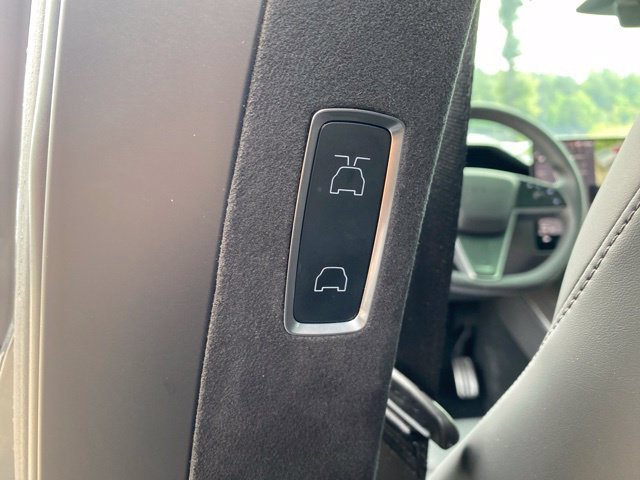 Used 2024 Tesla Model X AWD/4WD image 12