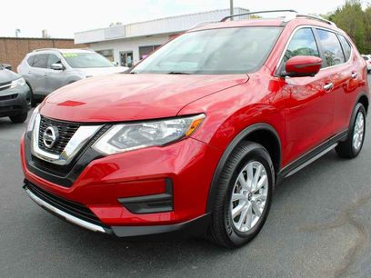 Used 2017 Nissan Rogue SV