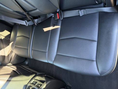 Used 2023 Cadillac XT5 Luxury image 27